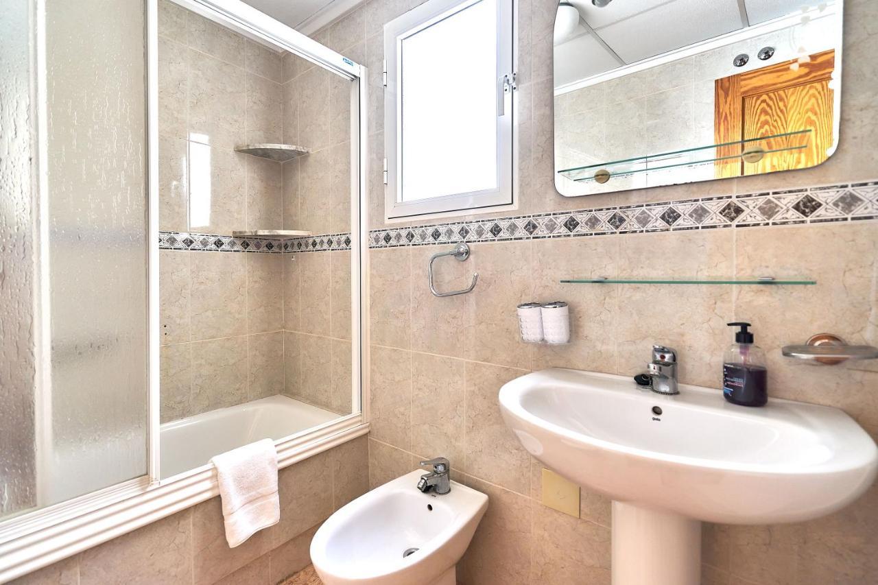 Espanhouse David 2 Bedroom Apartment Torrevieja With Pool Eksteriør bilde